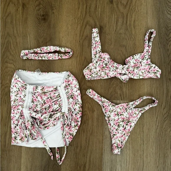 3 Piece Bikini Set with Skirt - Picture 2 of 6